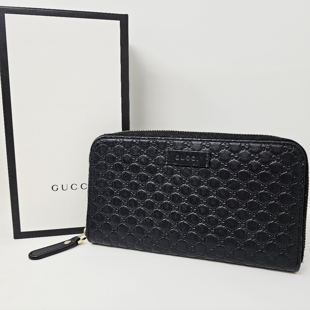 Gucci Zip Around Wallet
